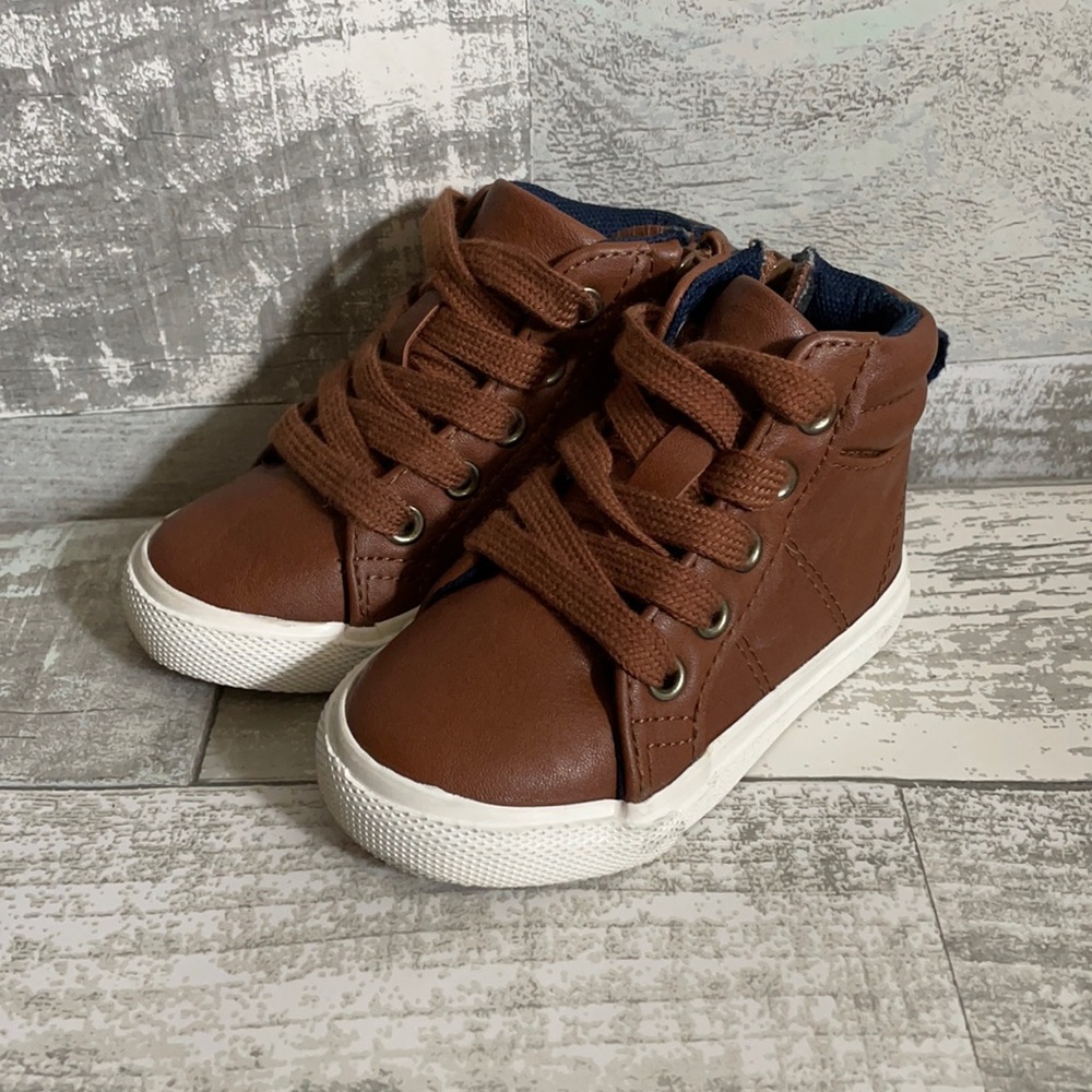 Cat & Jack Toddler Shoes - Size 5